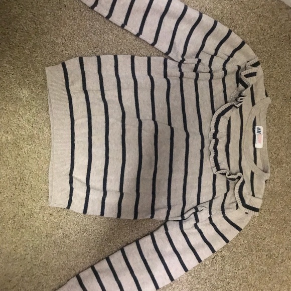 Sweater - Picture 3 of 3